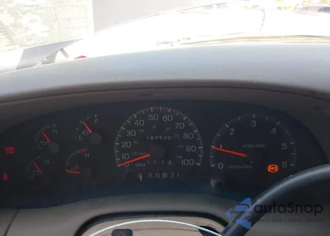 1998 Ford F-150 Lariat/Standard/Xl/Xlt из США, поврежденный, VIN 1FTZX1762WNB88647